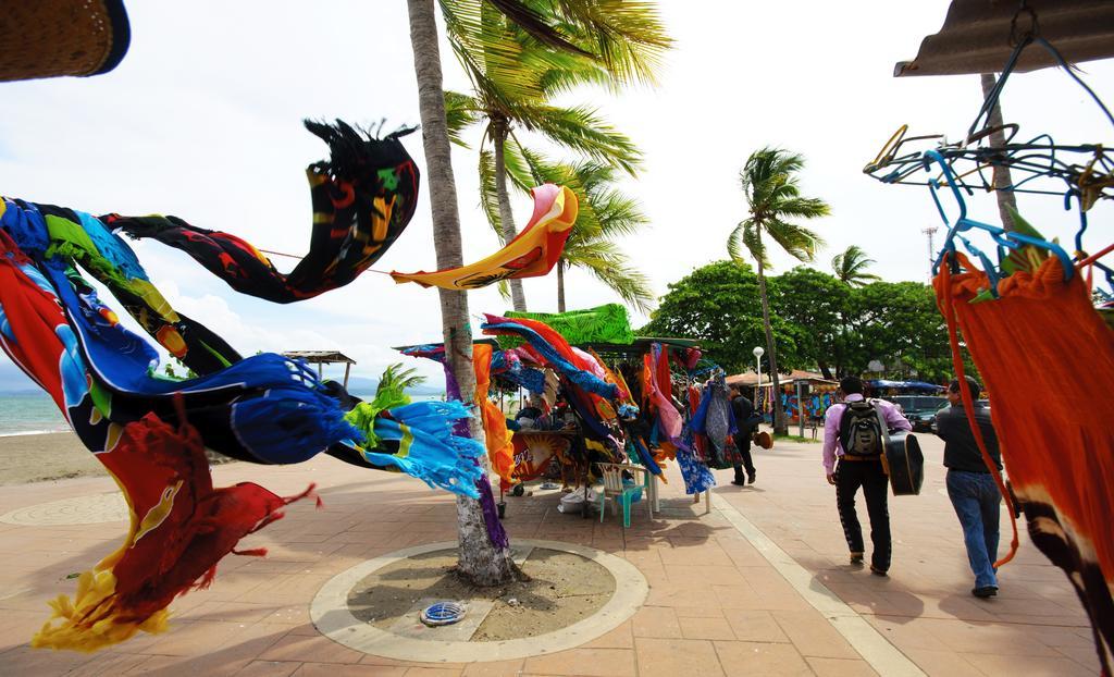 Hotel Puntarenas Beach Exterior photo