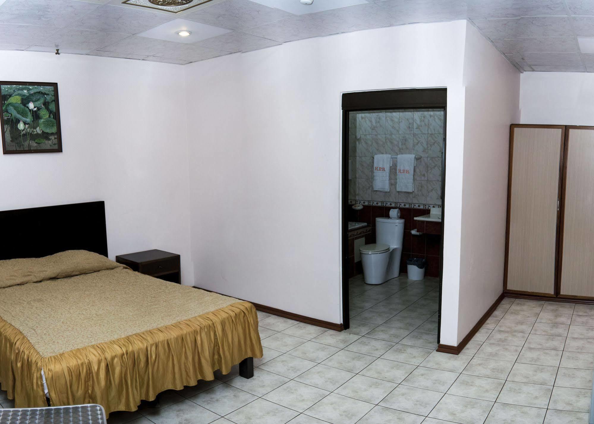 Hotel Puntarenas Beach Exterior photo
